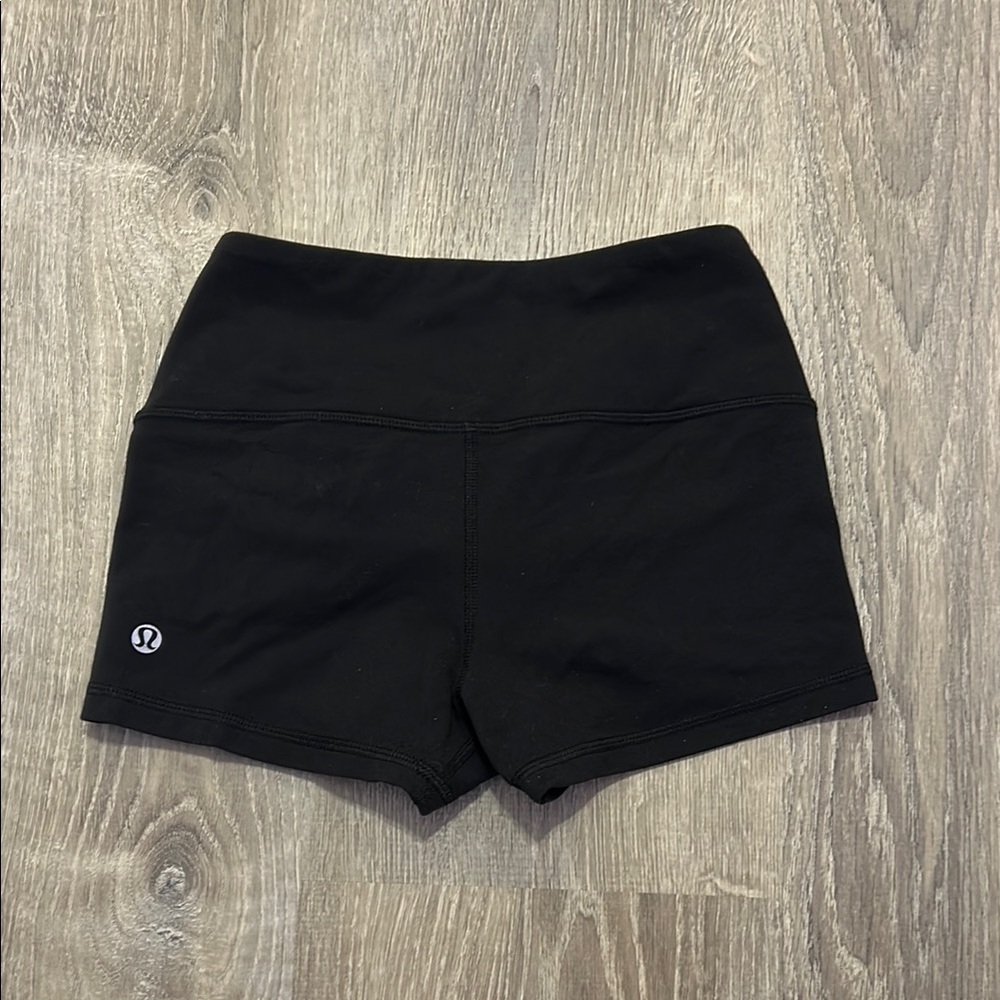 lululemon athletica black shorts